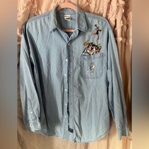 Vintage 90’s Warners Bros Looney Tunes Denim Shirt. Size medium men or women’s